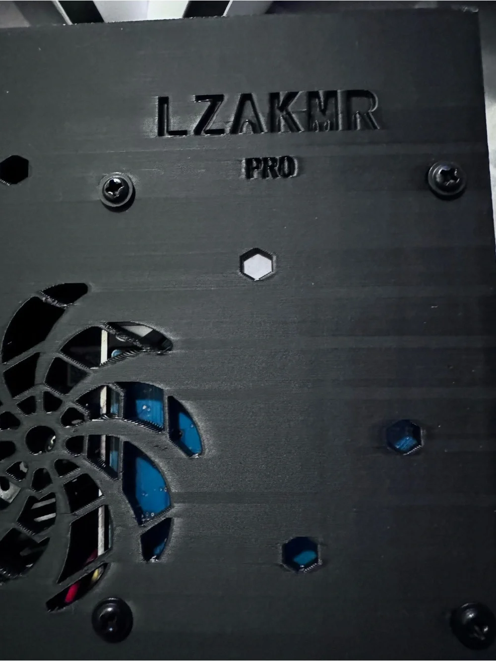 LZAKMR Pro Plug And Play Gaming Console Emulator NIB